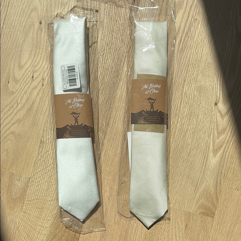 Ivory Skinny Ties